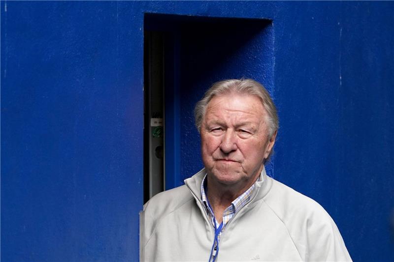 Hrubesch: DFB hat es nicht geschafft, Clubs mitzunehmen Horst Hrubesch ist derzeit Chef des Nachwuchsleistungszentrums beim HSV.