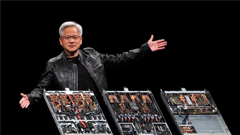 Huang bestätigte die Ausfuhr der H20-Chips in China vor Journalisten. (Archivbild)