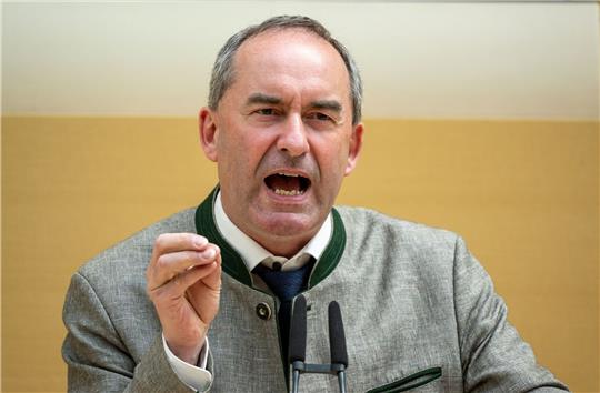 Hubert Aiwanger (Freie Wähler), Bayerns Staatsminister für Wirtschaft, Landentwicklung und Energie.