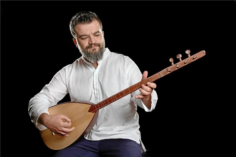 Hünkar Savas entführt sein Publikum in die vielfältige Welt Anatoliens.