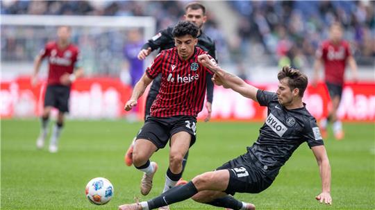 Husseyn Chakroun kann diese Saison nicht mehr für Hannover 96 spielen. (Archivbild)