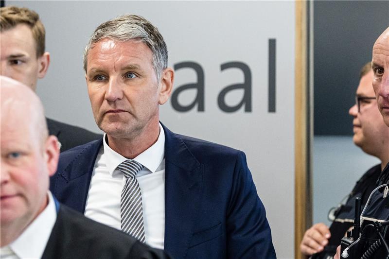Höcke vor Gericht: „Ich bin tatsächlich völlig unschuldig” «Ich habe mit Nationalsozialismus nichts, aber auch gar nichts am Hut»: Björn Höcke.