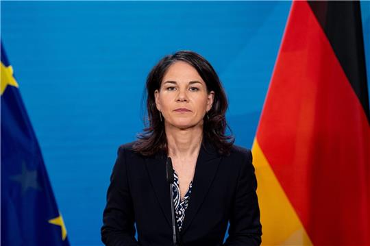 «Ich rufe alle Akteure in der Region auf, besonnen zu handeln», sagt Außenministerin Annalena Baerbock (Bündnis 90/Die Grünen), im Auswärtigen Amt.