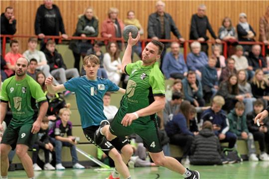 Ihm zumindest kam die neuerliche Pause zugute: Der Langelsheimer Jan Ermrich hat seine Verletzung auskuriert und kann am Samstag im Duell bei der HSG Bad Harzburg/Vienenburg auflaufen. Foto: Gietemann