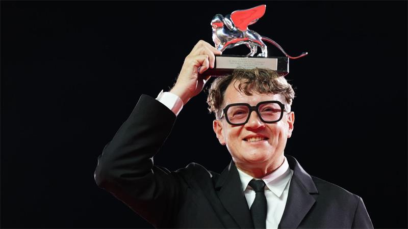 Goldener Löwe in Venedig für dänische Regisseurin Ilja Chrschanowski gewann den Regie-Preis.