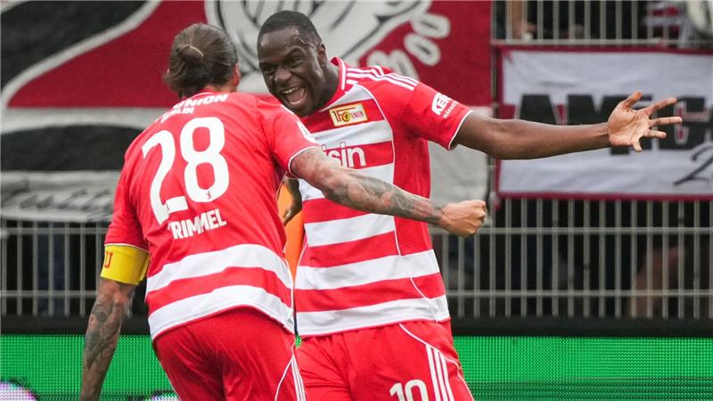 Konfetti und Knalleffekt: Union schlägt Stuttgart Ilyas Ansah erwischte einen perfekten Saisonstart für Union Berlin.