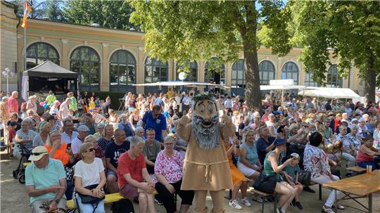 Im Badepark wird an allen drei Festtagen Programm geboten. Aber es gibt auch noch viele Dinge, die rund ums Fest wissenswert sind.