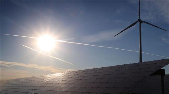 Im Bereich um den Weißberg bei Bad Harzburg sind bereits Photovoltaikanlagen geplant. Windräder könnten laut Raumordnungsplan des Regionalverbands folgen. Darüber will die Stadt wenn dann aber selbst entscheiden.