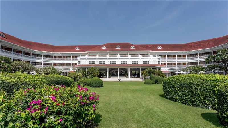 Im Centara Grand Beach Resort & Villas Hua Hin wurden Teile des Oscar-prämierten Dramas „The Killing Fields - Schreiendes Land“ von 1984 gedreht.