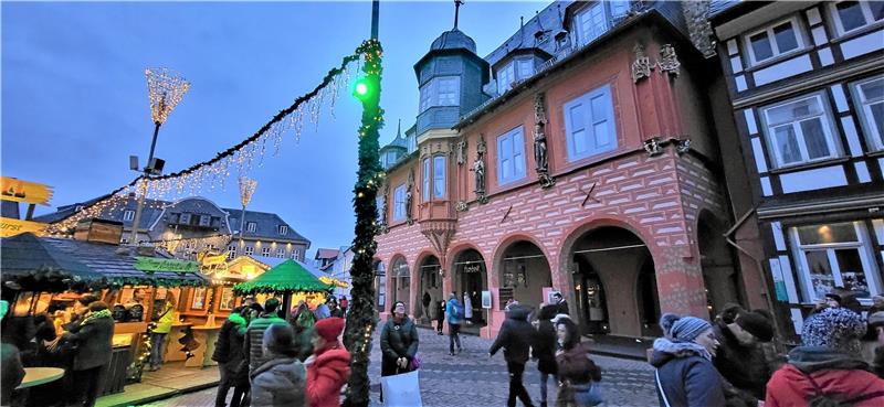 Goslars Traditionshotel „Kaiserworth“ ist und bleibt dicht Im Hotel „Kaiserworth“ brennt schon seit Wochen kein Licht mehr. Fotos: Roß