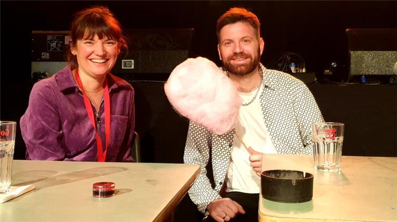 Dramatikerpreis für Goslars Wortwerker Armin Wühle Im Interview mit der Nürnberger Dramaturgin Sabrina Bohl betonte Armin Wühle, dass er die „Armenische Straße“ überall antrifft.
