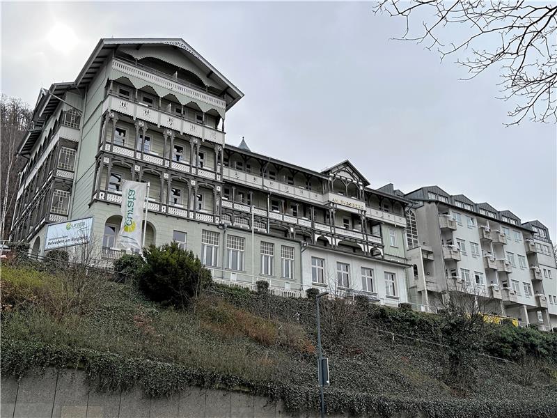 Im Jahr 1898 als Luxushotel eröffnet, ist das Haus Belvedere in seiner Funktion als Seniorenresidenz im Laufe der Jahre erweitert und umgebaut worden. Foto: Schlegel
