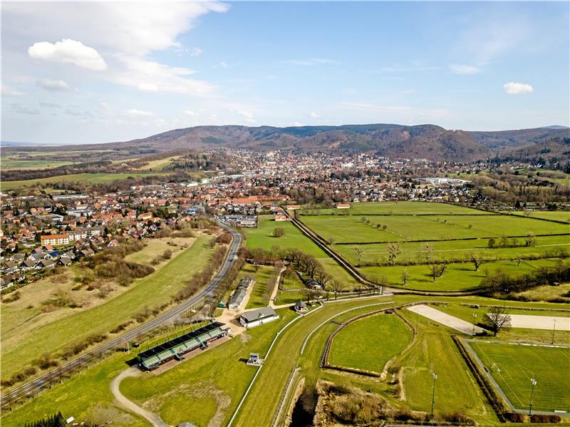 Im Jahr 1972 kauft der Rennverein Land von der Bündheimer Weidegenossenschaft, dass für die Rennbahn gebraucht wird. Seither haben die Mitglieder der Genossenschaft freien Eintritt. Bis auf einmal – und das lassen sie nicht auf sich sitzen.  Archivbild: Luca Weber/Fotoweberei