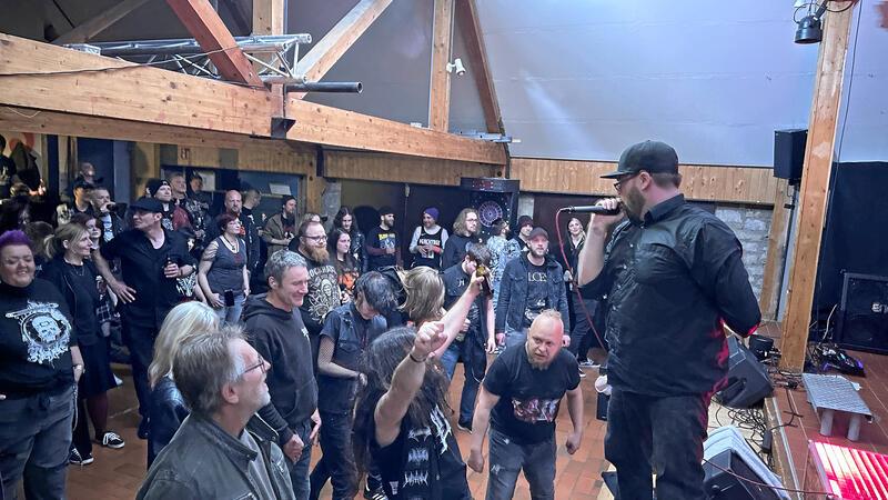 Im Jugendtreff finden regelmäßig Konzerte statt, nicht nur für Jugendliche, wie hier das Metal-Feast. Der Förderverein bekommt nun Geld, um sein Angebot auszubauen.