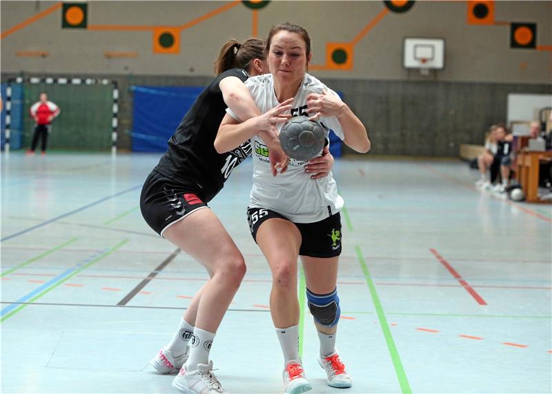 Bad Harzburg/Vienenburg empfängt MTV Hornburg zum Landesliga-Derby Im Kampf um einen Mittelfeldplatz in der Landesliga der Frauen empfangen Diana Bagschik und die HSG Liebenburg-Salzgitter die SG Börde. Foto: Neuendorf