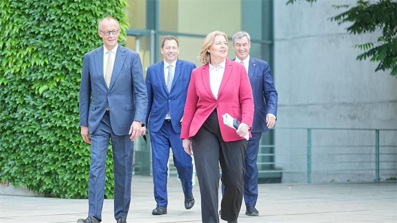 Im Koalitionsausschuss treffen sich die Spitzen von Union und SPD. (Archivbild)