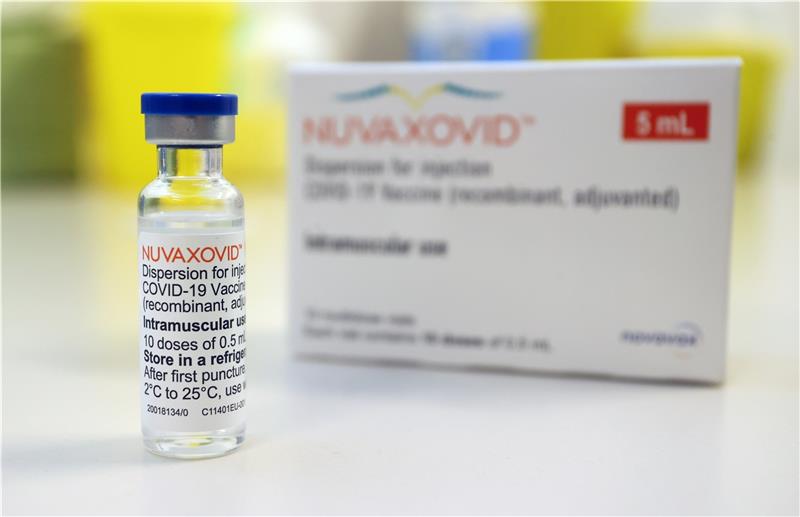 Im Landkreis stehen Termine an, bei denen der Impfstoff von Novavax angeboten wird.  Foto: Karl-Josef Hildenbrand/dpa