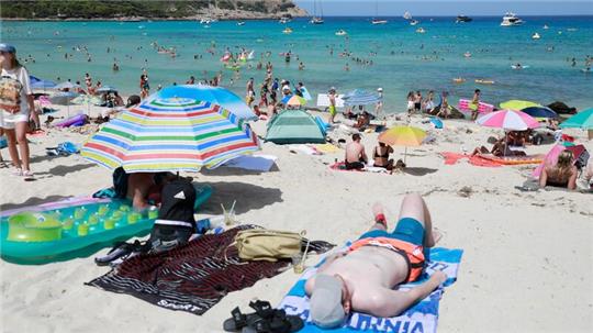 Im Meer vor der Stadt Capdepera im Osten von Mallorca ist ein deutscher Urlauber beim Tauchen tödlich verunglückt. (Symbolbild)