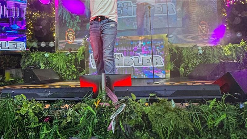 Im „Megapark“ spielte Wendler vor knapp 4.000 Menschen.