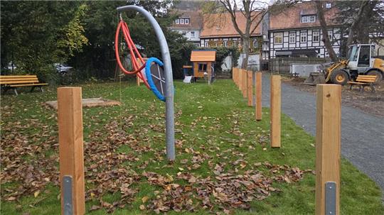 Im Münzgarten wird der Spielplatz aktuell auf die Bedarfe von Kindern zwischen ein bis drei Jahren ausgerichtet. Er steht montags bis freitags bis 11 Uhr ausschließlich Kindern der Kinderkrippe „Münzstraße“ zur Verfügung. Danach kann er von allen Kindern bis fünf Jahren genutzt werden.