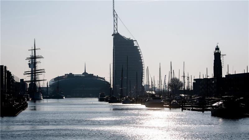 Ahoi! Welche Schiffe jetzt wieder fahren Im Museumshafen starten ab Mai wieder die Hafenrundfahrten. (Archivbild)