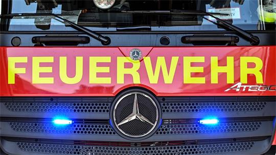 Im Nordwesten Niedersachsens rückten Polizei und Feuerwehr wegen eines Unwetters häufiger aus. (Symbolbild)