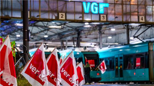 Im ÖPNV wird es wieder zu starken Behinderungen kommen.