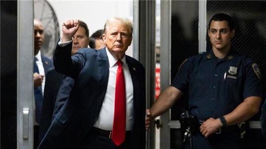 Im Prozess gegen Donald Trump haben Anklage und Verteidigung ihre Plädoyers gehalten.