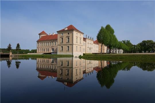 Im Schloss Rheinsberg ist das Kurt Tucholsky Literaturmuseum beheimatet.