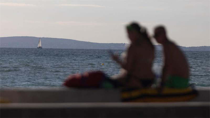 Ballermann-Closing: Auf Mallorca kracht es ein letztes Mal Im Winter ist an der Playa aus Partysicht kaum noch etwas los.