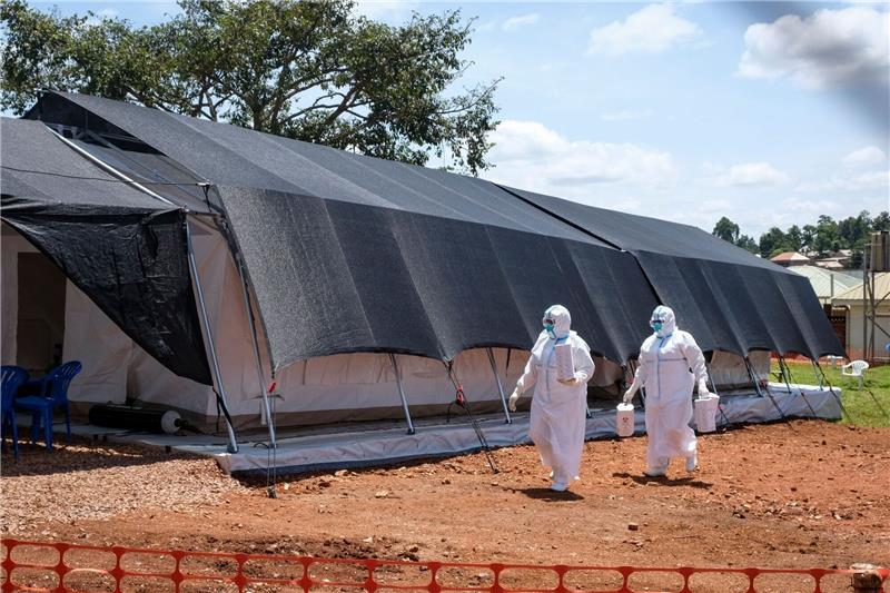 Uganda: Zahl der Ebola-Todesfälle steigt weiter Im ostafrikanischen Uganda ist die Zahl der Ebola-Todesfälle weiter angestiegen.