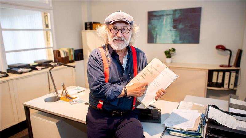 Im ostfriesischen Krimimuseum können Besucher auch die Filmkulissen der Ostfriesenkrimis von Krimiautor Klaus-Peter Wolf besichtigen. (Archivbild) 