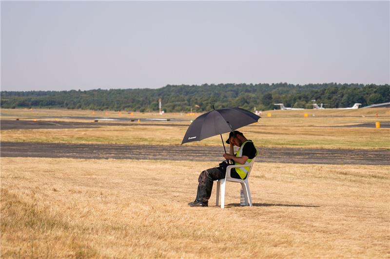 Klimabehörden: 2022 zählt wieder zu den wärmsten Jahren Im vergangenen Jahr war es im Sommer auch in Großbritannien ungewöhnlich heiß.