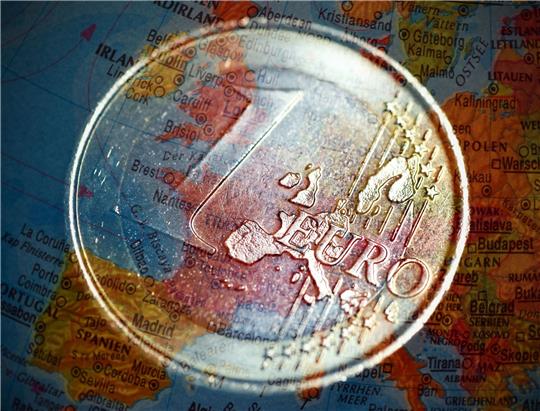 Im vergangenen Jahr wurden vom Staat 1951,9 Milliarden Euro ausgegeben.