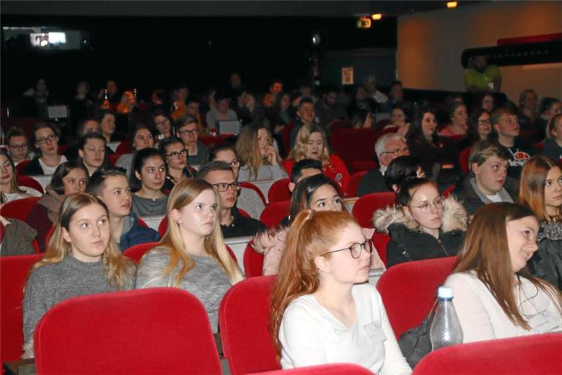 Im Goslarer Theater werden die Kinosessel auf absehbare Zeit unbesetzt bleiben. Archivfoto: Knoke