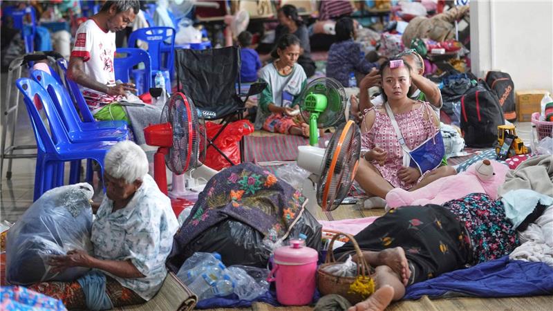 Druck von Trump auf Thailand und Kambodscha – neue Kämpfe Immer mehr Menschen müssen in Evakuierungszentren untergebracht werden.
