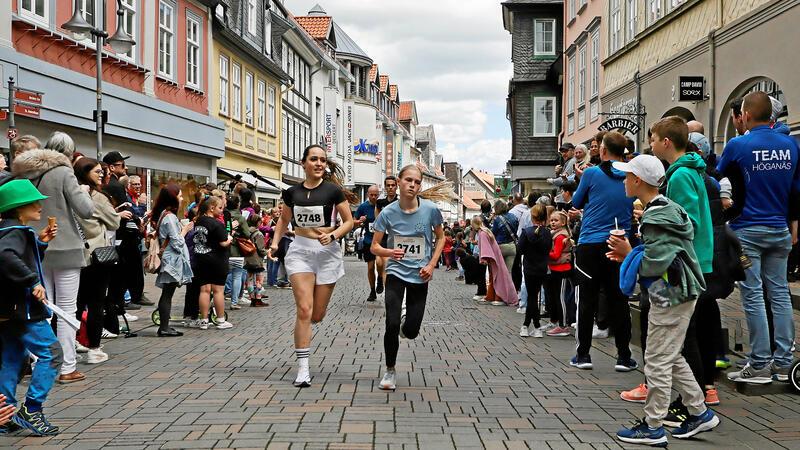 Immer wieder ein Publikumsmagnet ist der Goslarer Altstadtlauf. Zur 36. Auflage, die der MTV Goslar am 3. und 4. Mai veranstaltet, werden erneut mehr als 2000 Aktive erwartet.