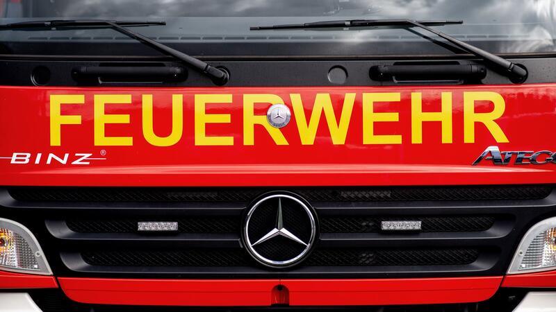 Innenministerin legt Jahresbilanz zum Katastrophenschutz vor Immer wieder werden Rettungskräfte Opfer von Angriffen. (Symbolbild)