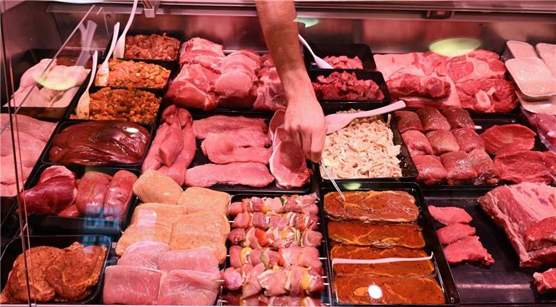 Özdemir zum Fleischverzehr: „Weniger, dafür bewusster” Immmer mehr Deutsche wollen bewusster Fleisch konsumieren.