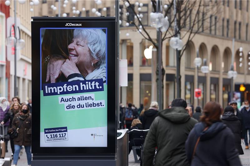 RKI meldet 210.673 Corona-Neuinfektionen «Impfen hilft. Auch allen, die du liebst» - Die Sieben-Tage-Inzidenz ist indes wieder leicht gestiegen.
