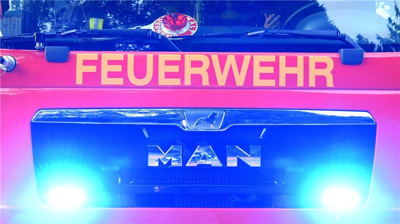 Sechsstelliger Schaden bei Brand in Mehrfamilienhaus In Bad Bentheim schläft eine Frau beim Kochen ein - schließlich brennt der Dachstuhl, der Schaden ist sechsstellig. (Symbolbild)