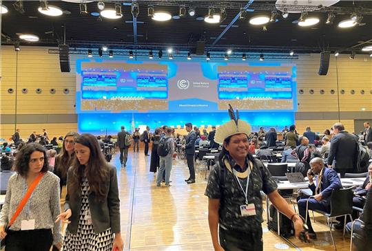 In Bonn sind Delegierte aus aller Welt zu Vorverhandlungen für die diesjährige Weltklimakonferenz in Dubai zusammengekommen.