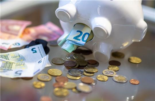 In Deutschland setzen die Menschen bei ihren Finanzen derzeit vor allem auf Sicherheit. (Symbolbild)