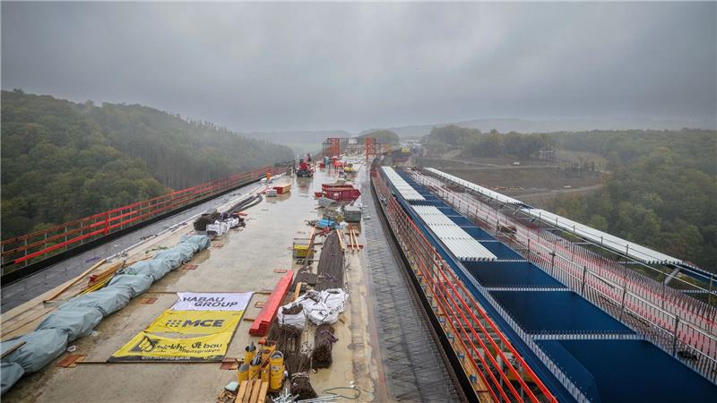 In Deutschland sollen viele Brücken saniert werden. (Archivbild)
