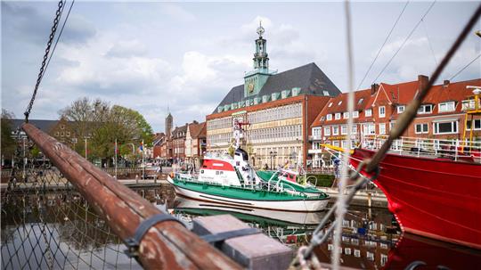 In Emden fand 2000 die erste Nationale Maritime Konferenz statt. 