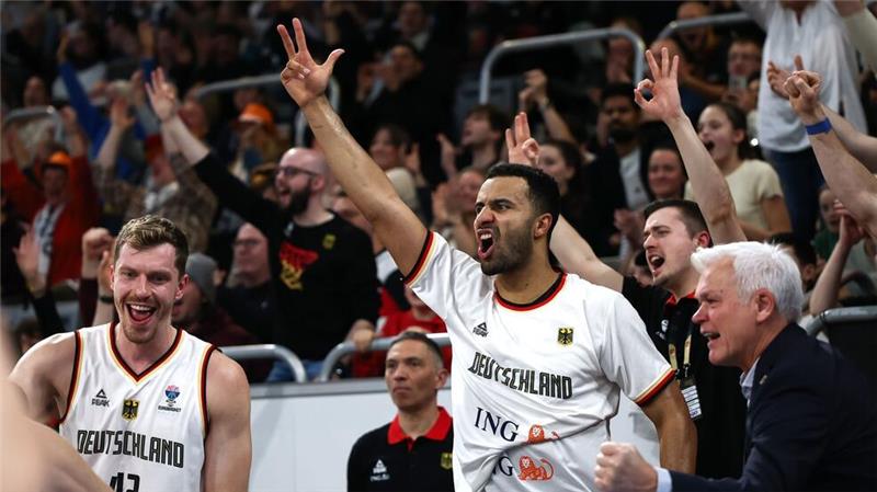 Vorbild Mumbru auf US-Tour: Basketball-Titelvereinigung ruft In Feierlaune: Deutschland fährt zur EM.