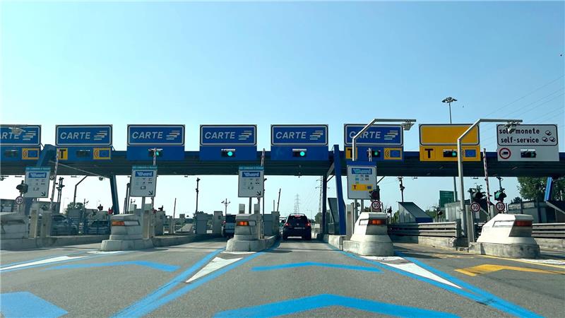 In Italien soll es bei Verspätungen wegen Autobahn-Baustellen jetzt Geld zurückgeben. (Archivbild)
