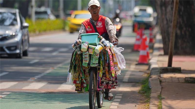 „Starling“: Kaffee auf zwei Rädern boomt in Jakarta In Jakarta gibt es immer und überall Kaffee - das „Starling“-Konzept boomt.