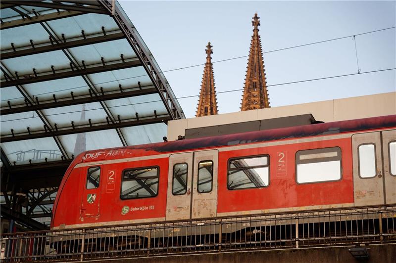 S-Bahnen fahren unpünktlicher In Köln waren im vergangenen Jahr 87,9 Prozent der S-Bahnen pünktlich.