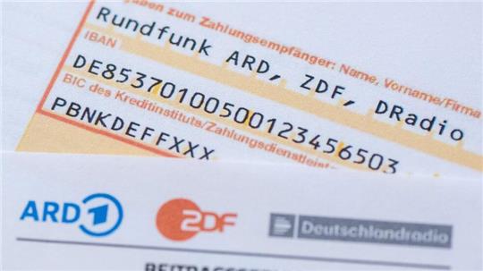 In Leipzig beraten die Regierungschefs der Länder über die Zukunft des öffentlich-rechtlichen Rundfunks (Archivbild).